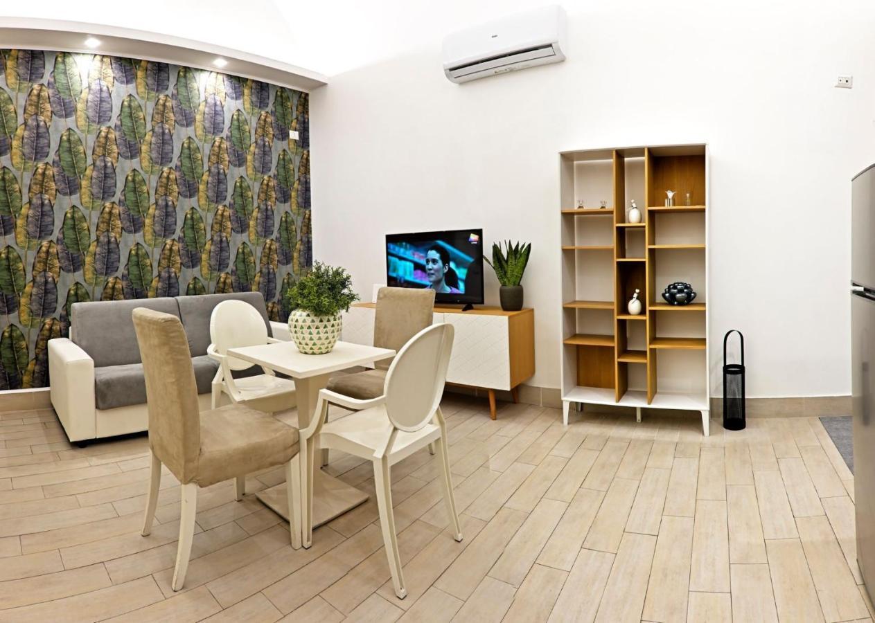 Saki Home เนเปิลส์ ภายนอก รูปภาพ
